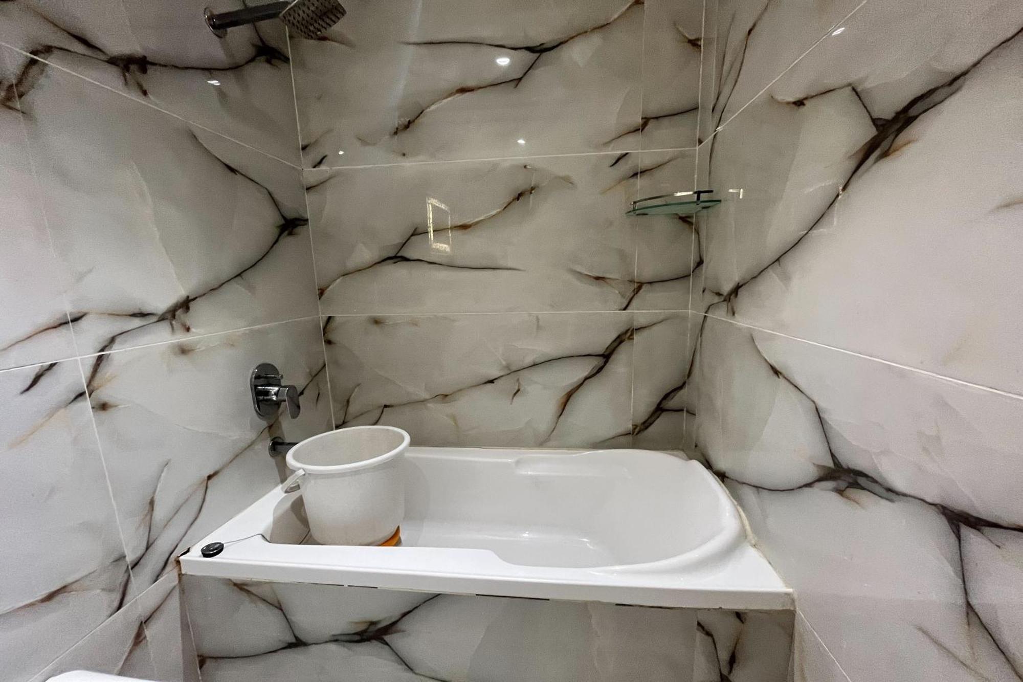 Hotel Shailly Inn Ahmadabad Zewnętrze zdjęcie