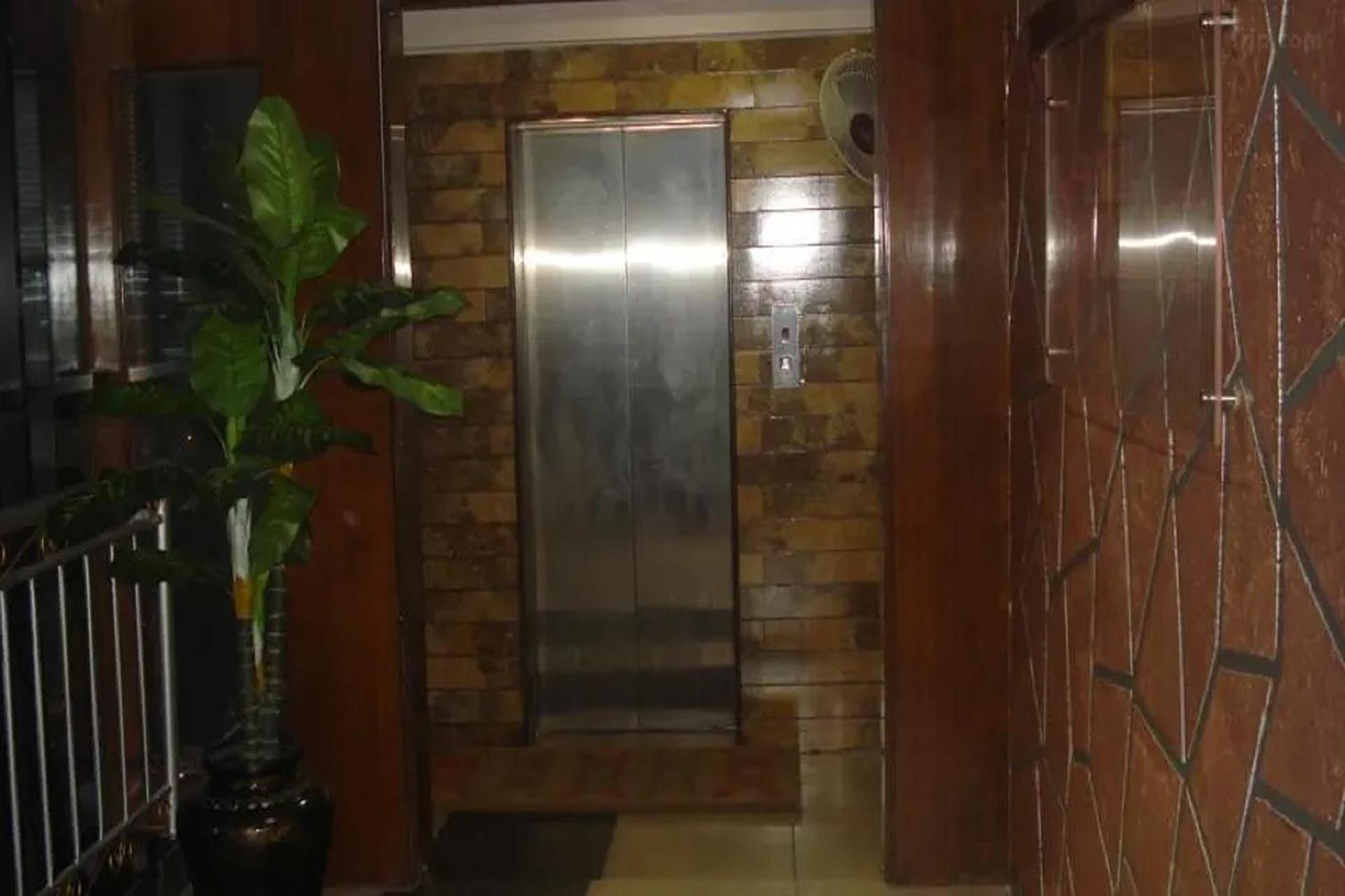 Hotel Shailly Inn Ahmadabad Zewnętrze zdjęcie